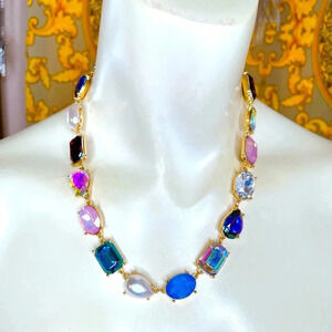 Crystal pearl 16” to 18” oval emerald pearl cut shape blue light purple NWOT!